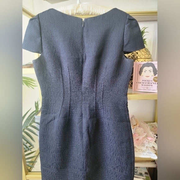 Tahari Shift Dress - Navy Blue - No Size - Measurements Listed - Picture 4 of 8